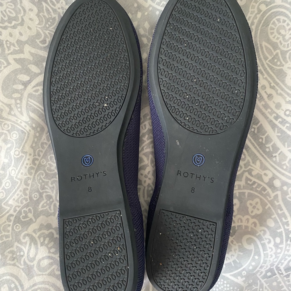 Ordered on sale. Only worn a few times inside